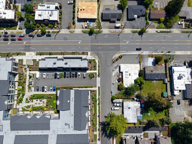 13020 NE 85th St, Kirkland, WA for sale - Building Photo - Image 2 of 11