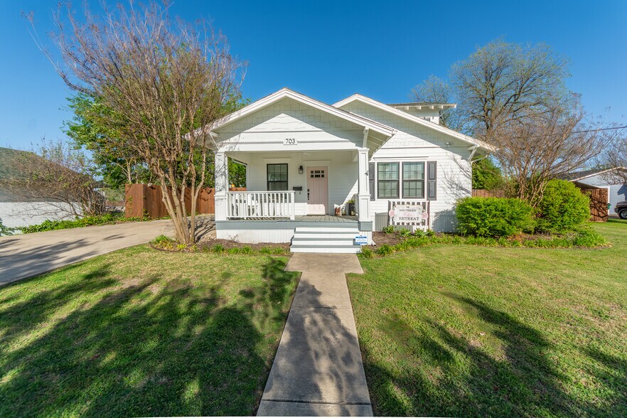 703 S Tennessee St, McKinney, TX for sale - Primary Photo - Image 1 of 1