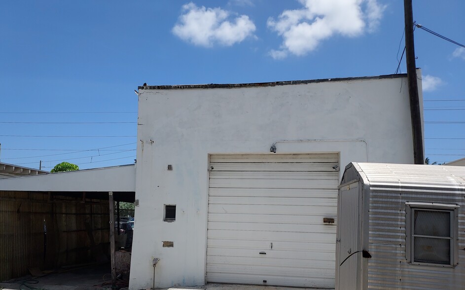 18356 W Dixie Hwy, North Miami Beach, FL for lease - Building Photo - Image 3 of 6