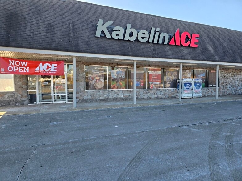 2303-2321 Michigan, Michigan City, IN for lease - Building Photo - Image 2 of 5