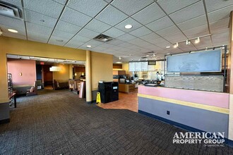 1325 S Tamiami Trl, Sarasota, FL for lease Interior Photo- Image 2 of 4