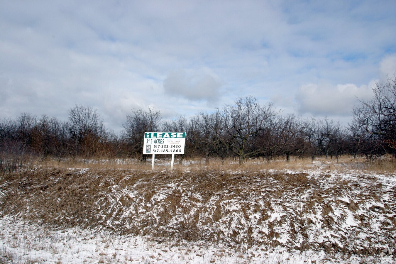 11690 Summit Ave, Rockford, MI 49341