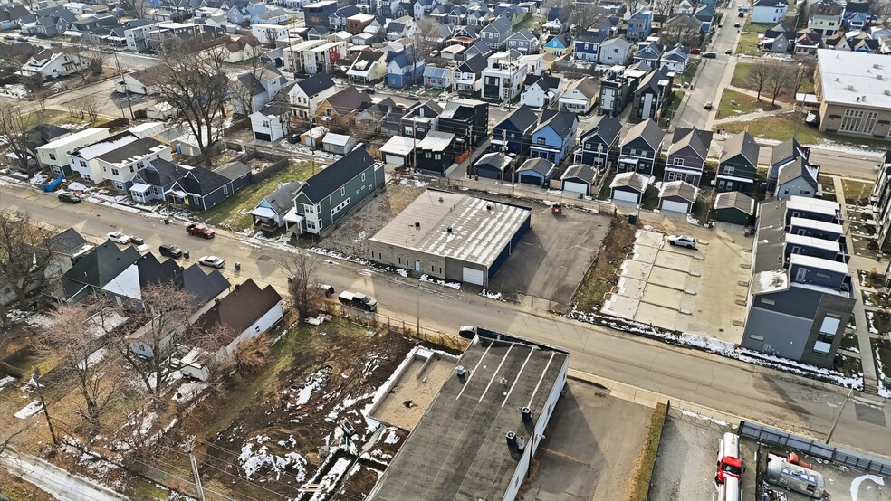 1351 Deloss St, Indianapolis, IN for sale - Building Photo - Image 3 of 9