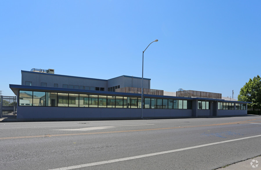 2661 Alvarado St, San Leandro, CA for lease - Primary Photo - Image 1 of 7