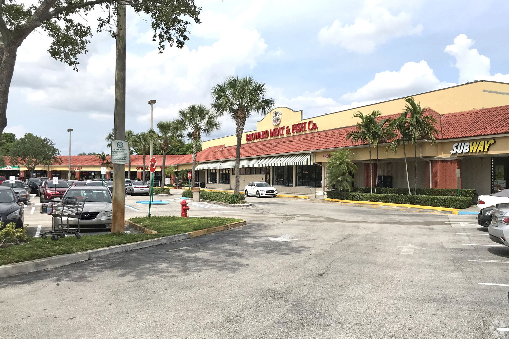 8000-8096 W McNab Rd, North Lauderdale, FL for lease Primary Photo- Image 1 of 16