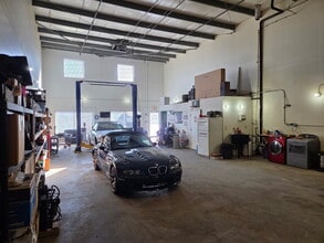 10 Wrangler Pl, Rocky View C, AB for lease Building Photo- Image 2 of 7