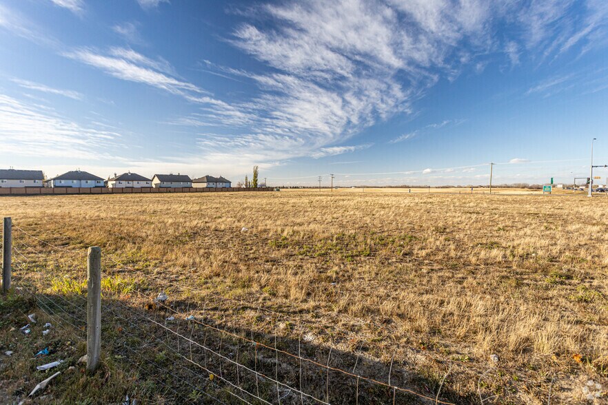 6304 50th St, Beaumont, AB for lease - Primary Photo - Image 1 of 1
