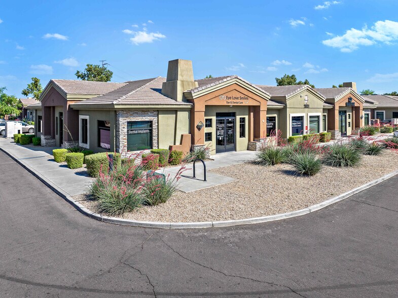 11851 N 51st Ave, Glendale, AZ for lease - Building Photo - Image 2 of 6