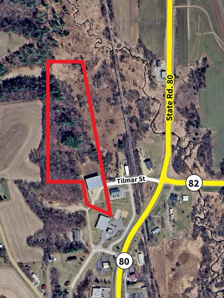 202 Tilmar Ave, Elroy, WI for sale - Building Photo - Image 1 of 1