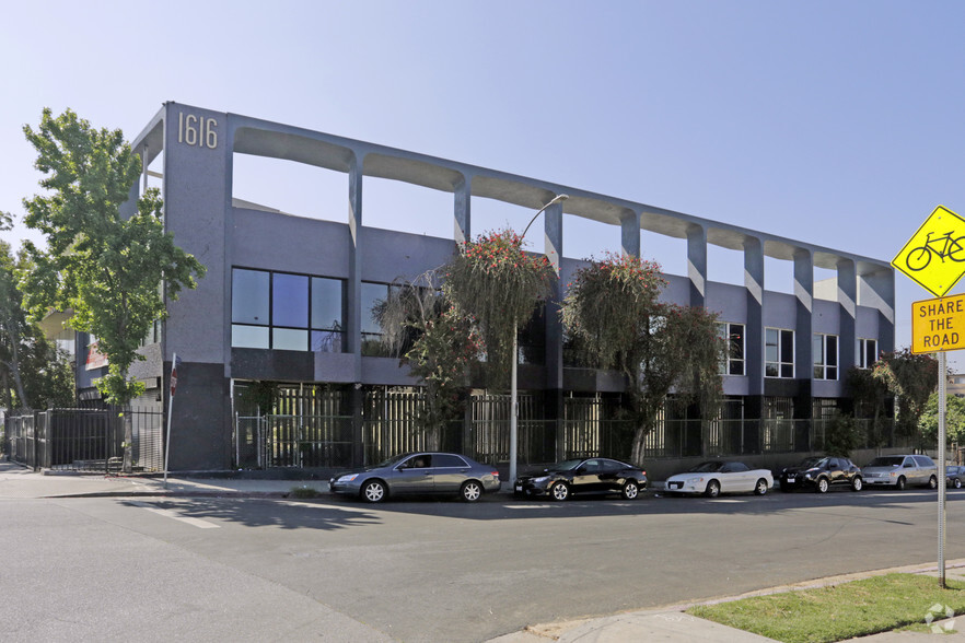 1616 Beverly Blvd & 118 Union Pl, Los Angeles, CA for sale - Building Photo - Image 1 of 1