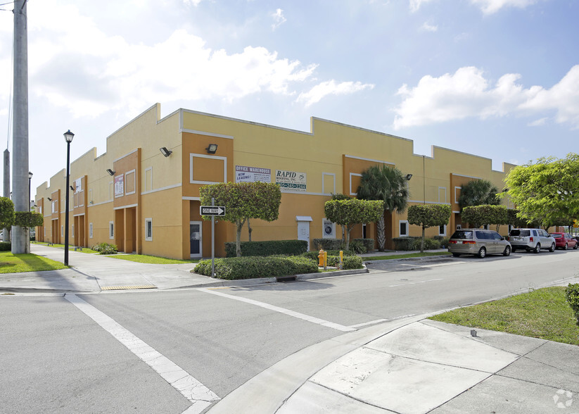 13080 SW 248th St, Princeton, FL for lease - Primary Photo - Image 1 of 4