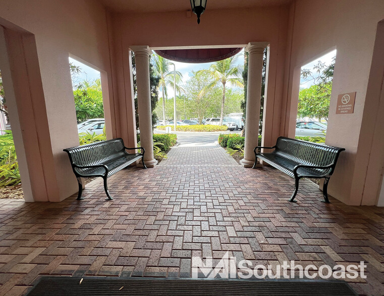 500 University Blvd, Jupiter, FL for lease - Interior Photo - Image 2 of 7