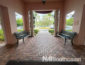 500 University Blvd, Jupiter, FL for lease Interior Photo- Image 2 of 7