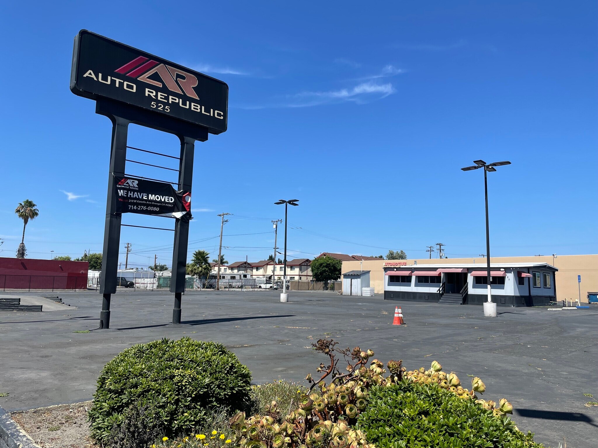 525 S Harbor Blvd, Santa Ana, CA for sale Building Photo- Image 1 of 1