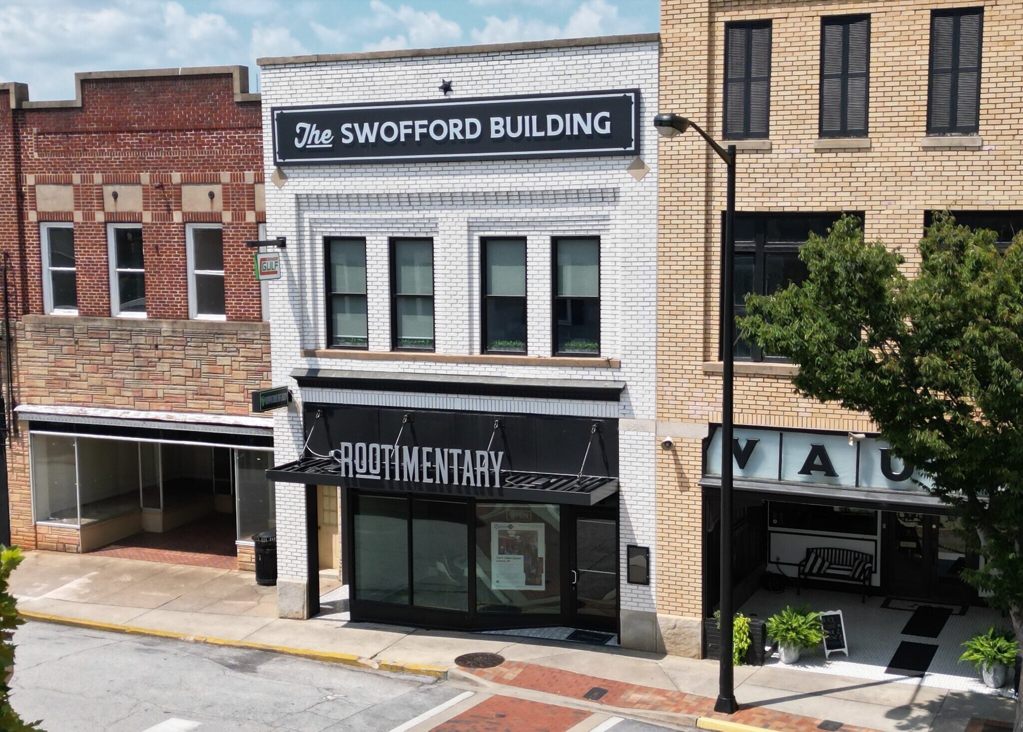 101 E Laurens St, Laurens, SC for sale Primary Photo- Image 1 of 1