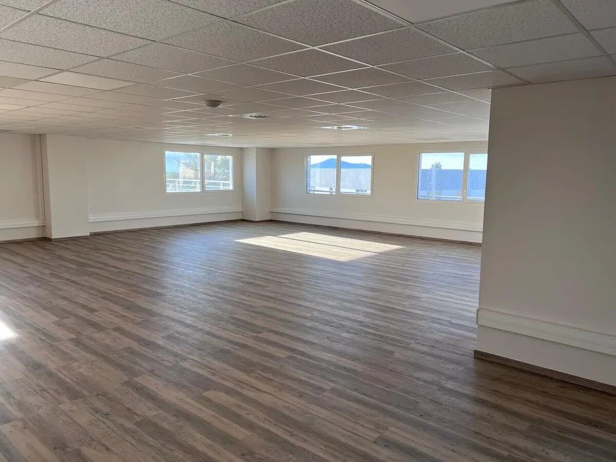 La Farlède, VAR 83210 -  -  - Interior Photo - Image 1 of 1