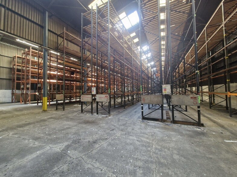 37 Bath Rd, Melksham for lease - Building Photo - Image 3 of 4