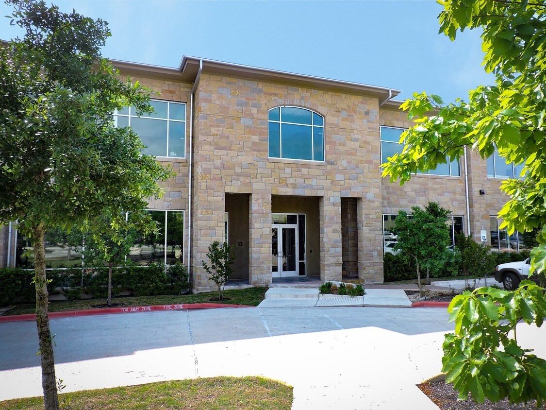 5920 W William Cannon Dr, Austin, TX 78749