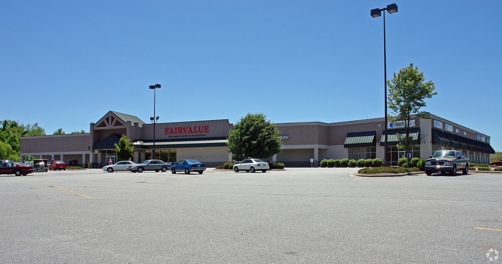 2025 Blvd SW, Lenoir, NC, 28645 Retail Space For Lease