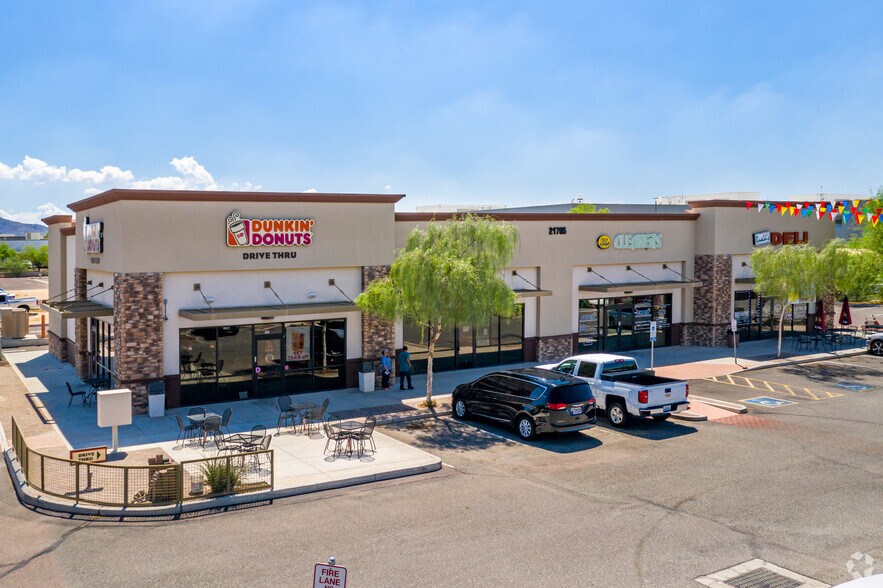 W Deer Valley Rd, Phoenix, AZ, 85027 Retail Space For Lease