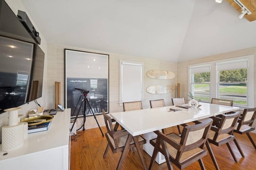 103 Hayground Rd, Water Mill, NY for lease - Building Photo - Image 3 of 31