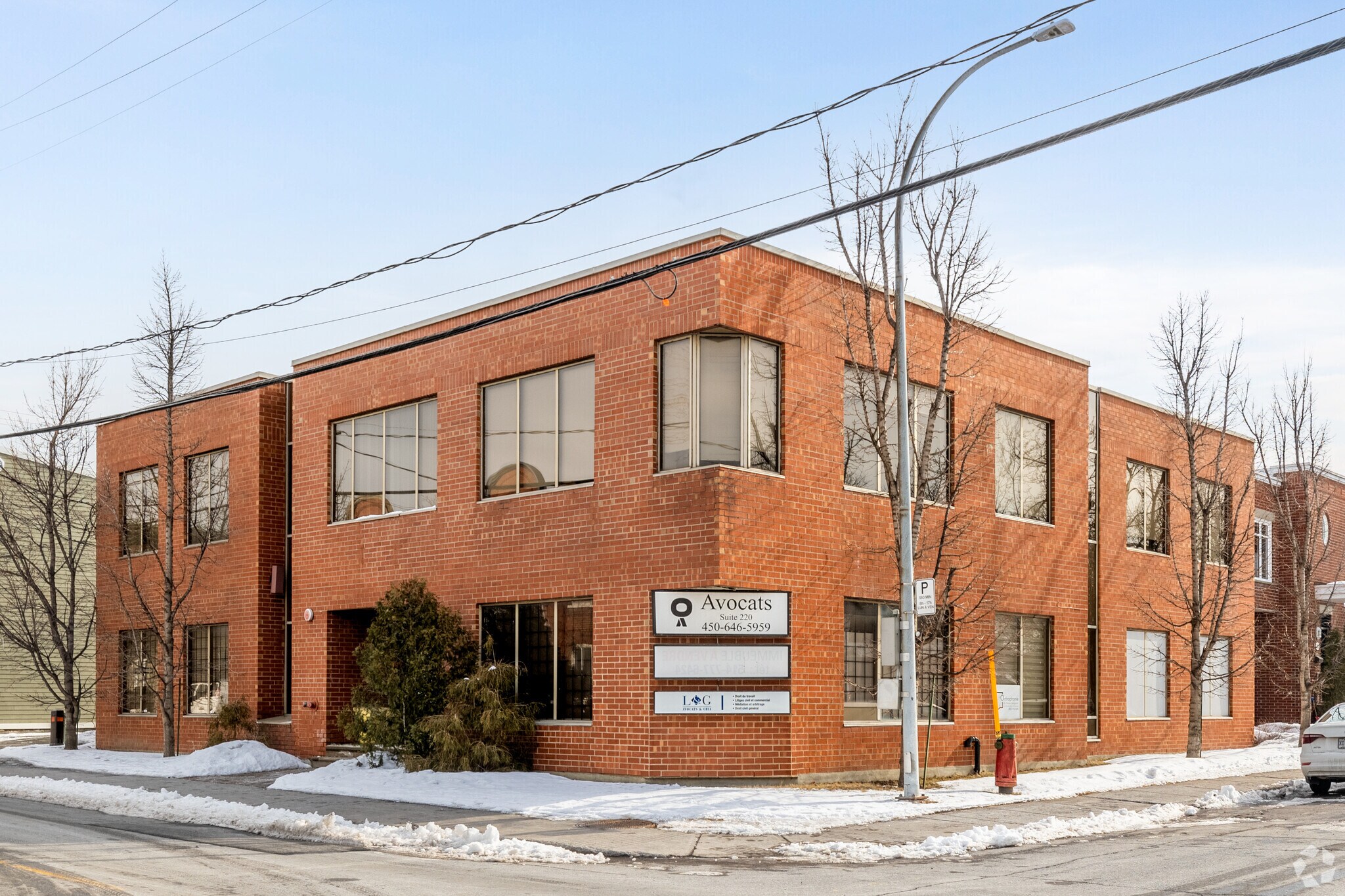 80 Rue Saint-Laurent O, Longueuil, QC for sale Primary Photo- Image 1 of 5