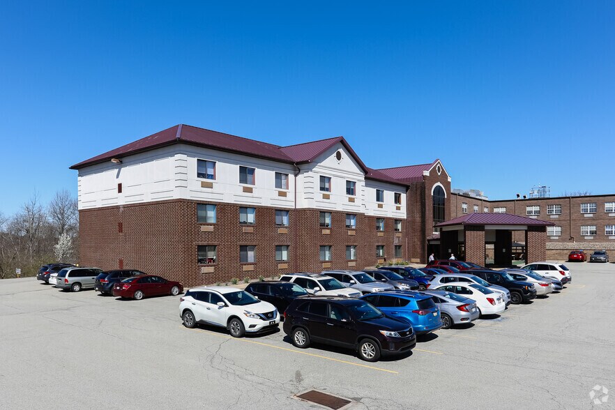 500 N Lewis Run Rd, Pittsburgh, PA 15122 Southwestern HC Office