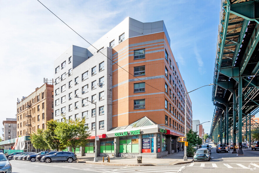 924 Westchester Ave, Bronx, NY for sale - Primary Photo - Image 1 of 1