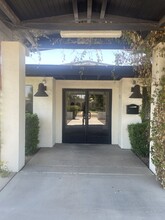 8250 E Rose Ln, Scottsdale, AZ for lease Building Photo- Image 2 of 15