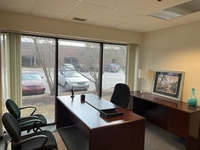 39111 W 6 Mile Rd, Livonia, MI for lease Interior Photo- Image 1 of 1