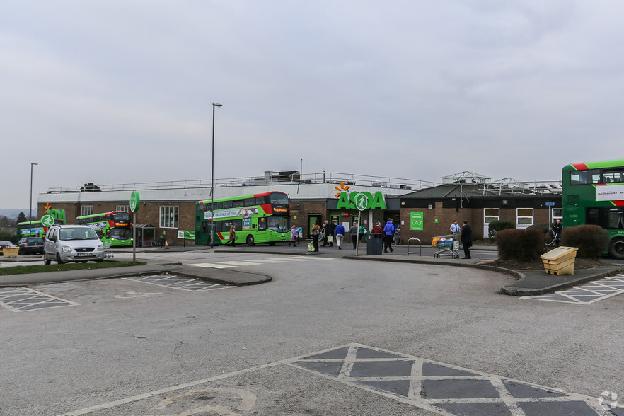 Holt Rd, Leeds for sale - Primary Photo - Image 1 of 1