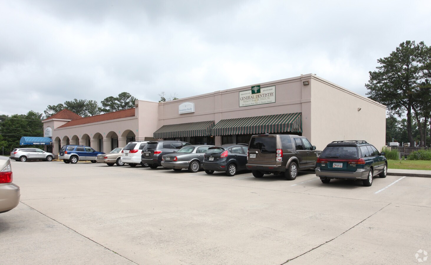 1341 Clairmont Rd, Decatur, GA 30033