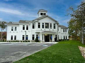 215 Elm St, Old Saybrook, CT for lease Building Photo- Image 2 of 7