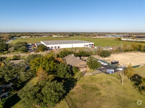 2015 Woody Rd, Pearland, TX - AERIAL  map view
