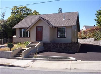 880 NE 7th St, Grants Pass, OR for sale Primary Photo- Image 1 of 1