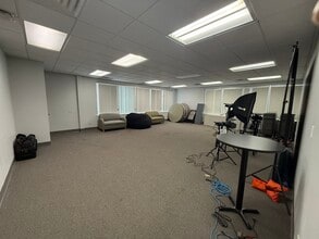 8692 Olde Worthington Rd, Westerville, OH for lease Interior Photo- Image 2 of 5