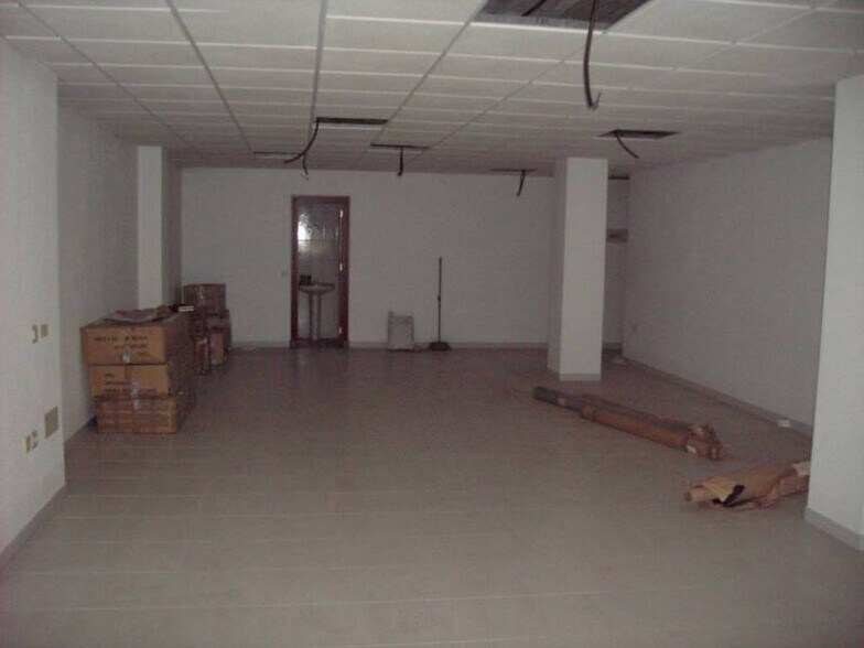 Office in El Ejido, Almería for lease - Building Photo - Image 2 of 6