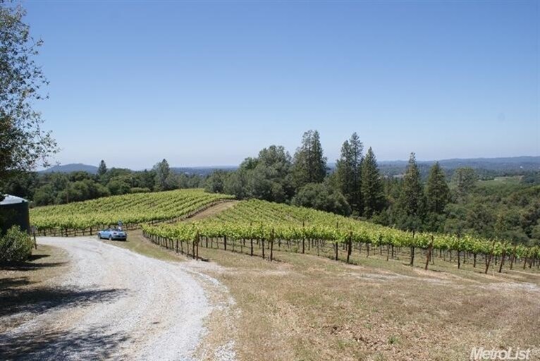 6100 Gray Rock Rd, Somerset, CA for sale - Primary Photo - Image 1 of 1