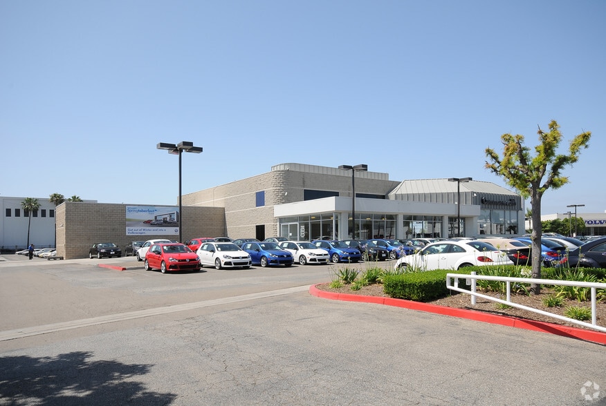 1450 Auto Mall Dr, Santa Ana, CA for sale - Building Photo - Image 3 of 5