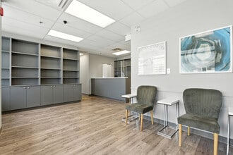 3075 Hospital Gate, Oakville, ON for lease Interior Photo- Image 2 of 31