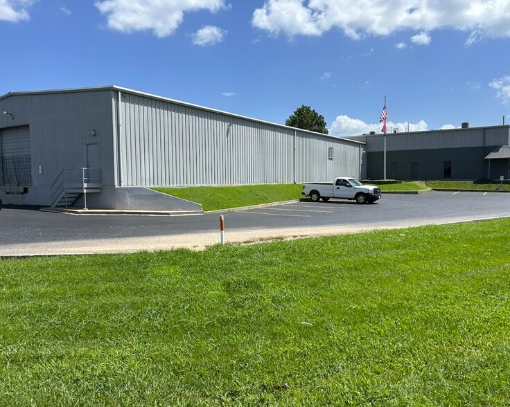 631 S Kansas Ave, Springfield, MO for sale - Building Photo - Image 2 of 22