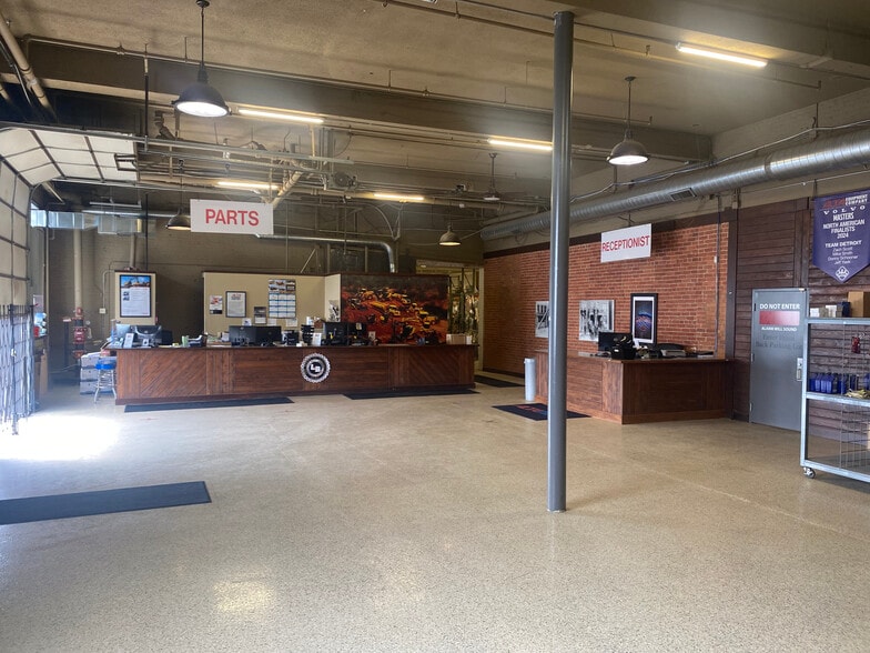 5105-5151 Loraine St, Detroit, MI for lease - Building Photo - Image 3 of 19