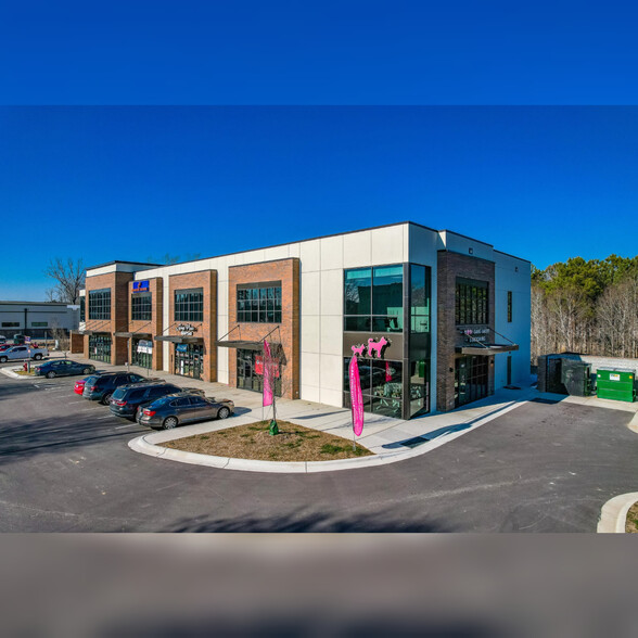 9400 Brier Creek Pky, Raleigh, NC for lease - Building Photo - Image 1 of 5