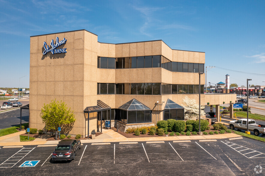 1053 Cave Springs Rd, Saint Peters, MO for lease - Building Photo - Image 1 of 9