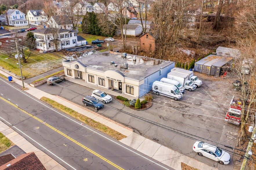 103-105 Central St, Bristol, CT for sale - Building Photo - Image 1 of 1