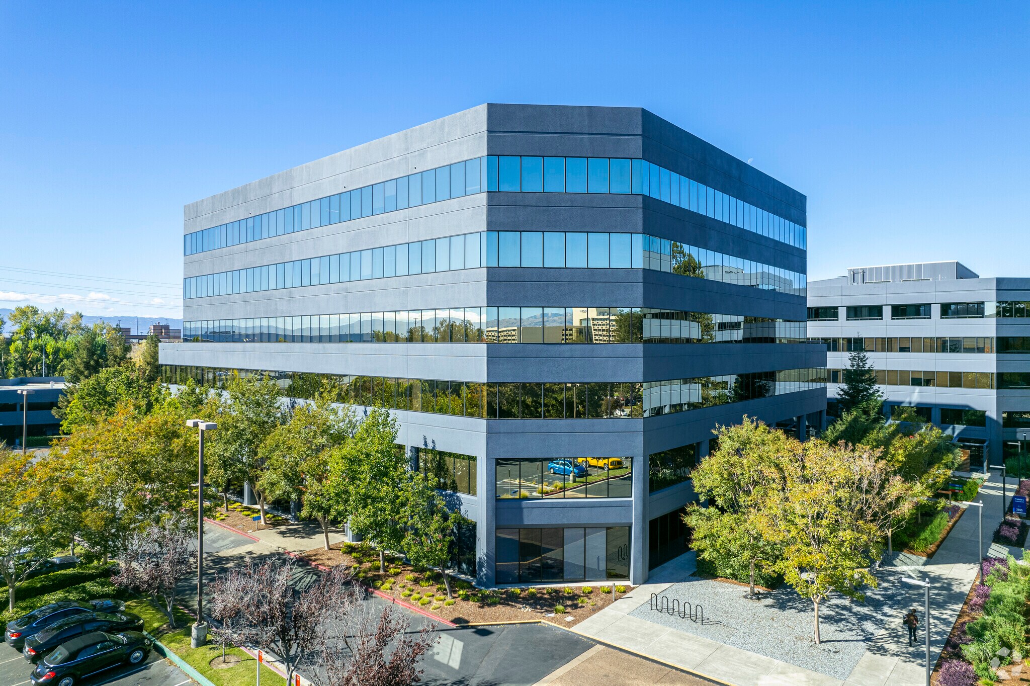 2033 Gateway Pl, San Jose, CA for lease Primary Photo- Image 1 of 6