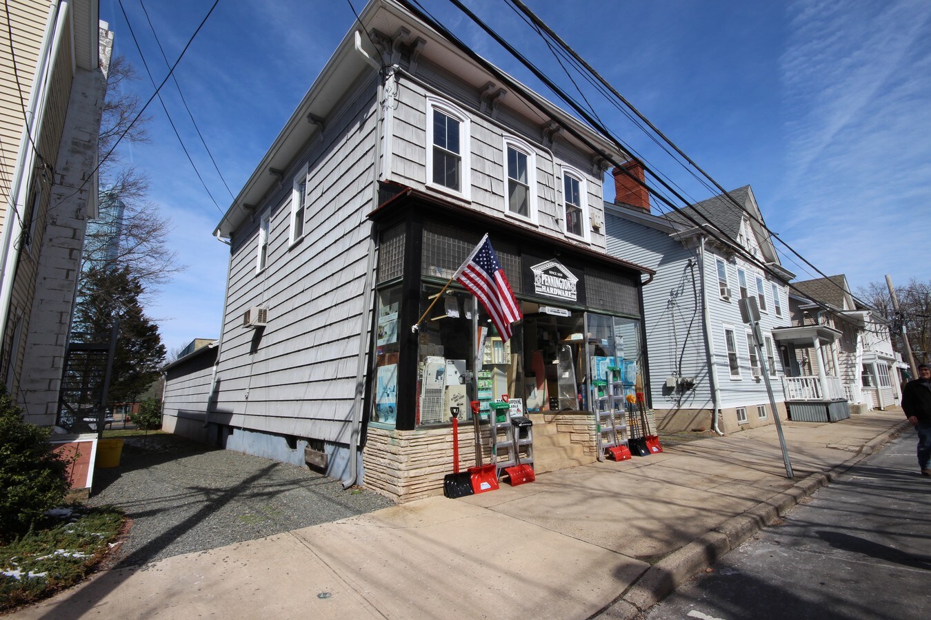 15 W Delaware Ave, Pennington, NJ 08534