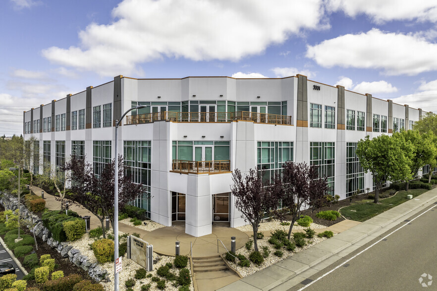 3001 Lava Ridge Ct, Roseville, CA for lease - Building Photo - Image 1 of 7