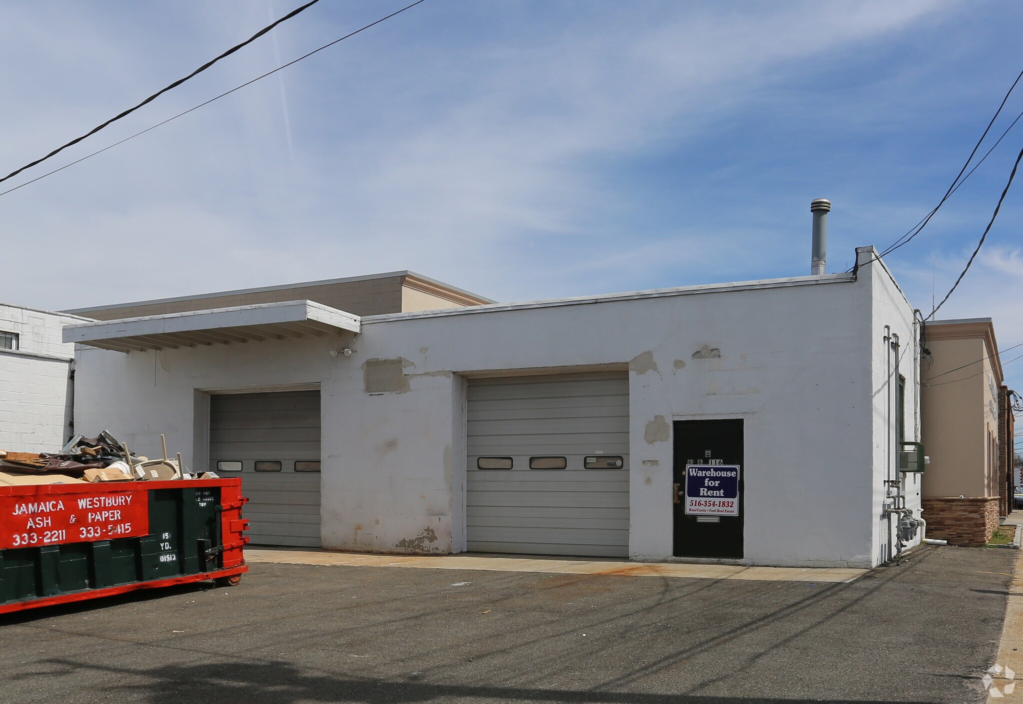 116 Windsor Ave, Mineola, NY for sale Primary Photo- Image 1 of 1