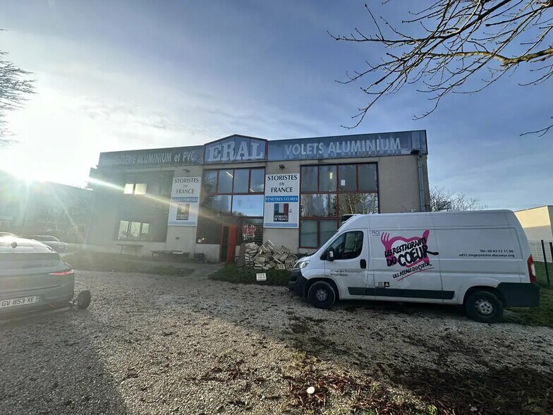 Flex in Taissy for sale - Building Photo - Image 3 of 6